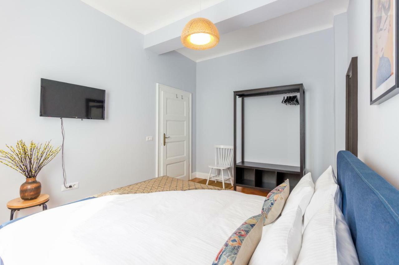City Chic 3 Bedroom Apartment Cluj-Napoca Eksteriør bilde