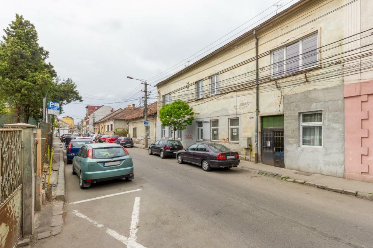 City Chic 3 Bedroom Apartment Cluj-Napoca Eksteriør bilde